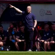 Steven Naismith issues instructions during Hearts v Rangers